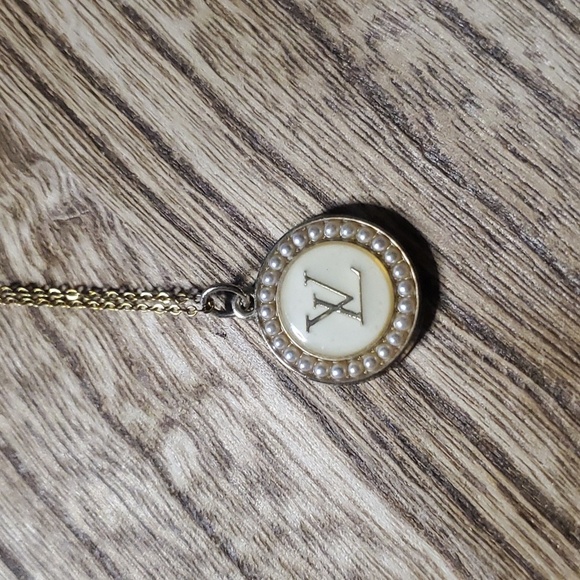 Louis Vuitton Zipper pull Charm - Picture 1 of 3